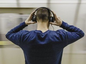 Вчені пояснили, як позбутися нав'язливої пісні в голові