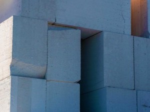 Важливість фундаментних блоків у забезпеченні стабільності та структурної цілісності будівлі